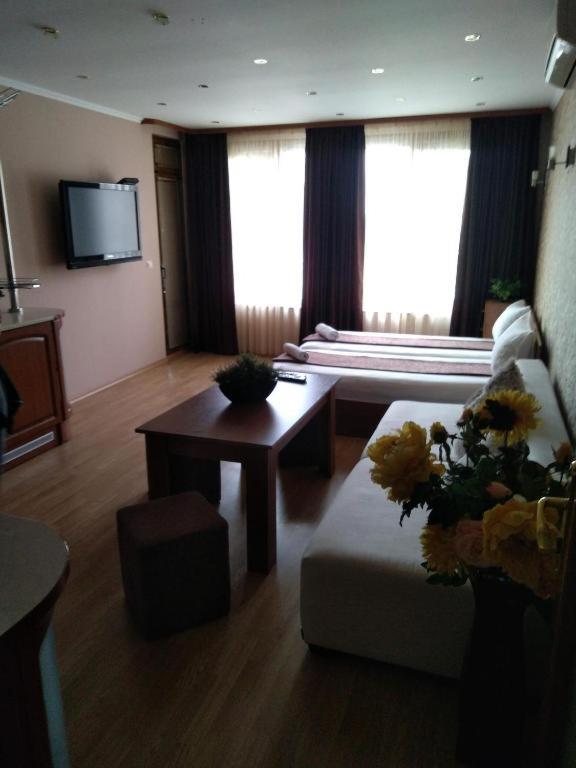 Къща За Гости Роси Pomorie Luaran gambar